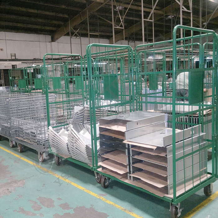 Folded Roll Container